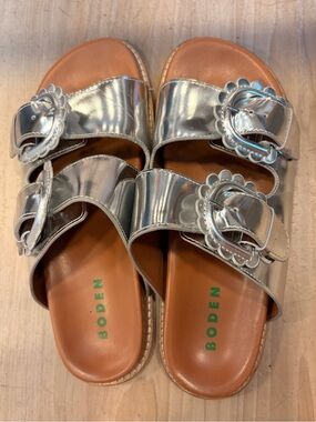Boden Metallic Silver Double-Buckle Slide Sandals. Size 37 (6.5 / 7)